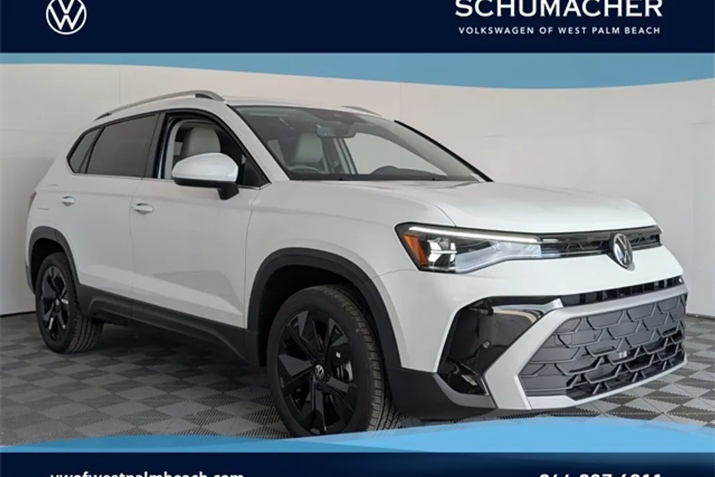 2025 Volkswagen Taos SE photo 1