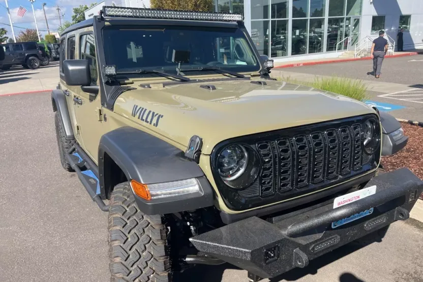2025 Jeep Wrangler Willys photo 1