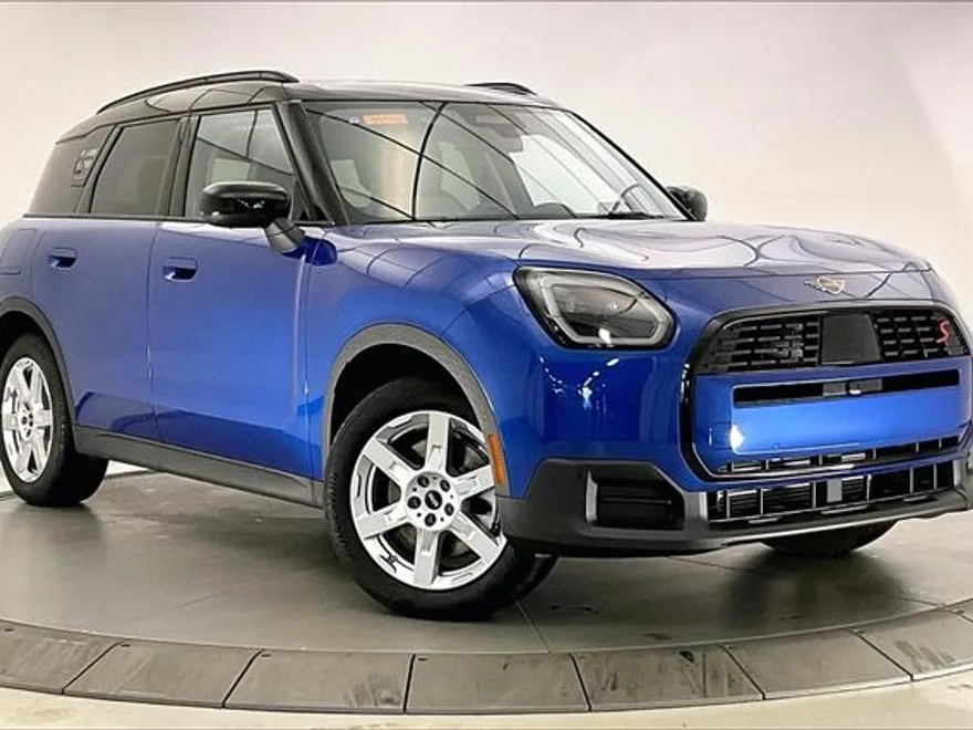 2025 Mini Countryman S ALL4 photo 1