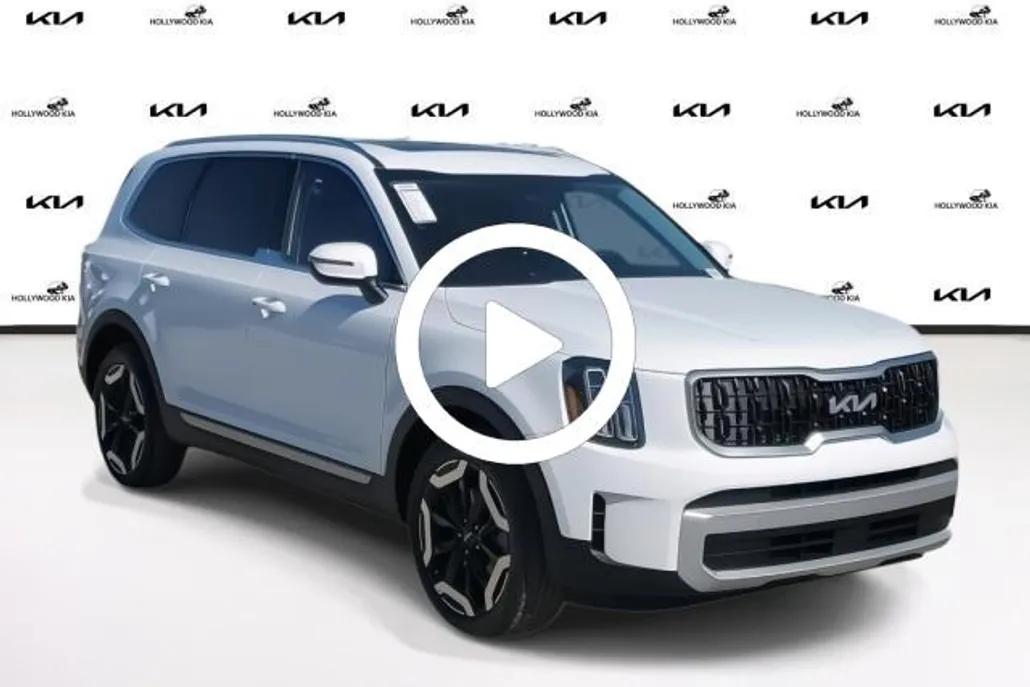 2025 Kia Telluride S photo 1