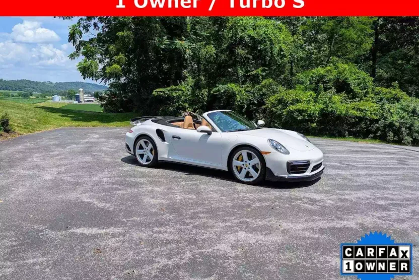 2019 Porsche 911 Turbo S photo 1