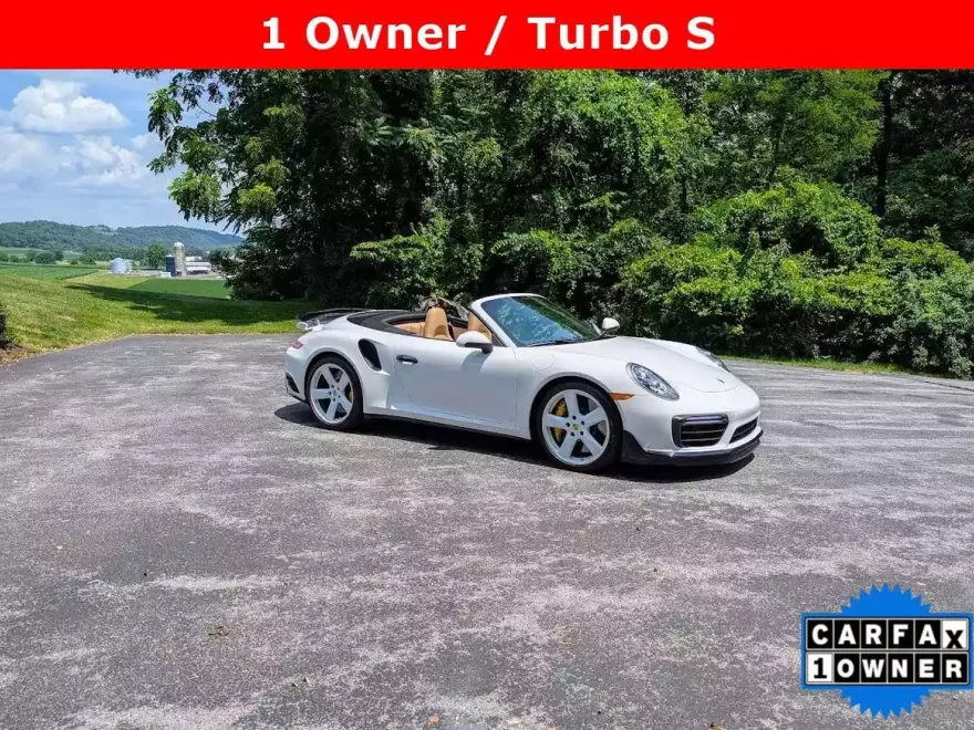 2019 Porsche 911 Turbo S photo 1