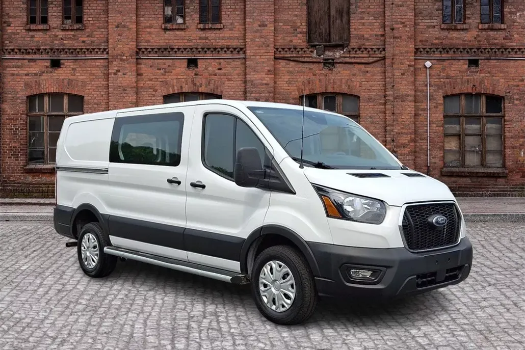 2023 Ford Transit photo 1