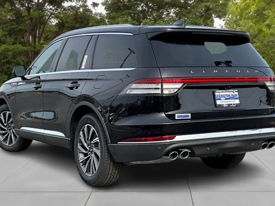2025 Lincoln Aviator Premiere photo 1
