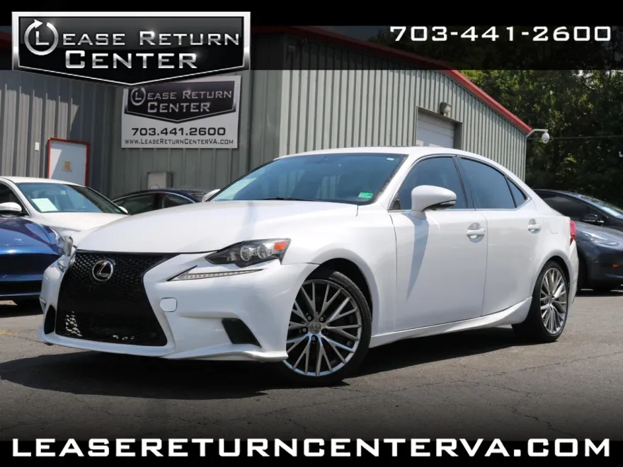 2016 Lexus IS 300 photo 1