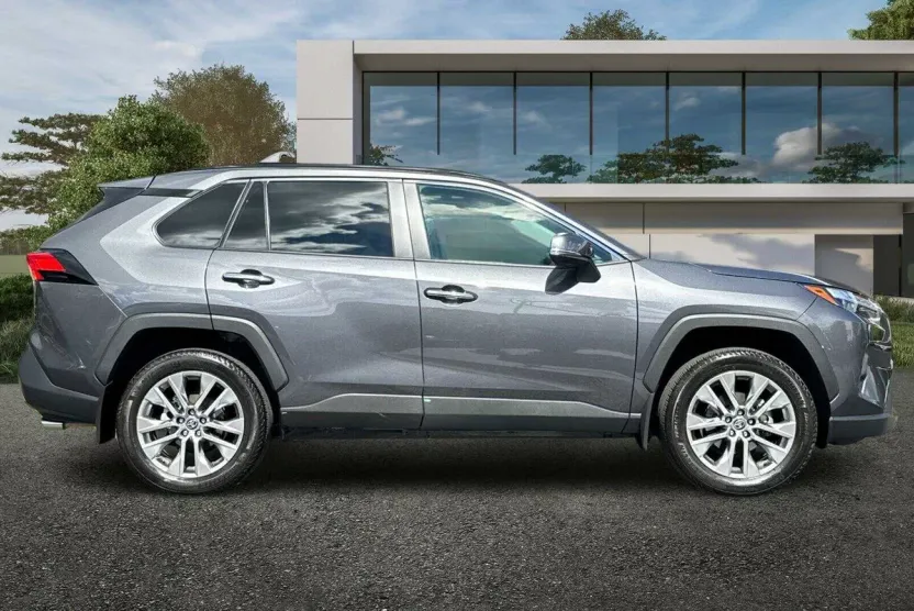 2024 Toyota RAV4 Limited photo 1