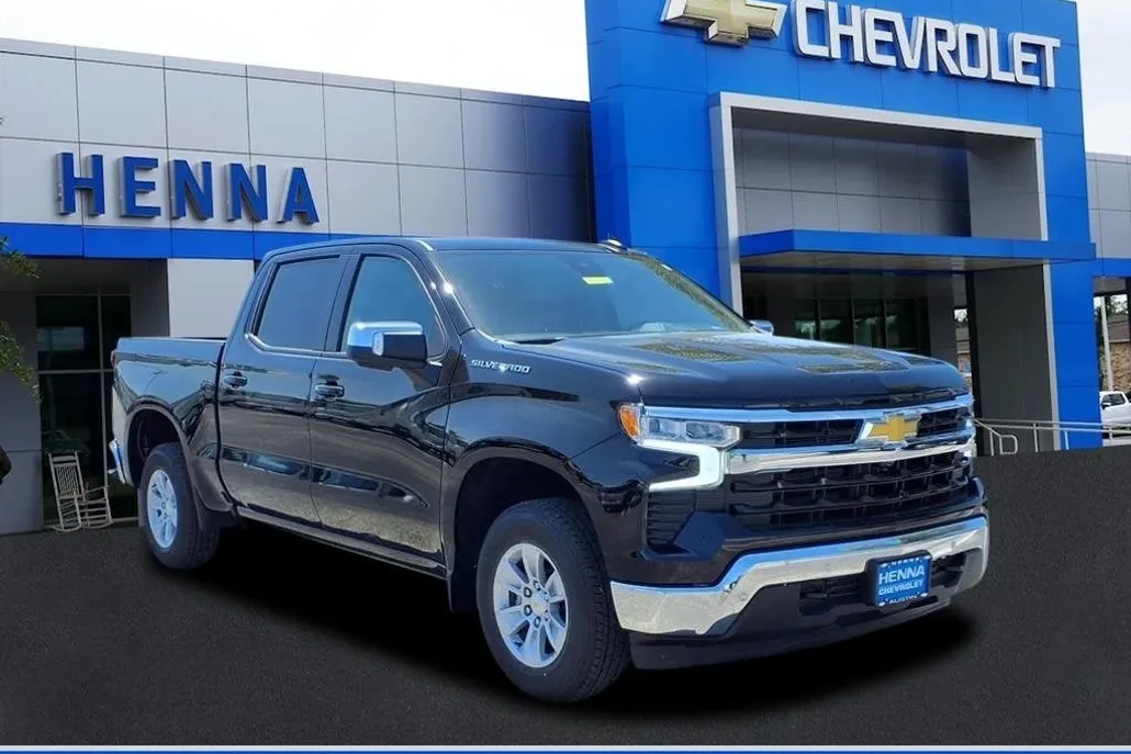 2025 Chevrolet Silverado 1500 LT photo 1