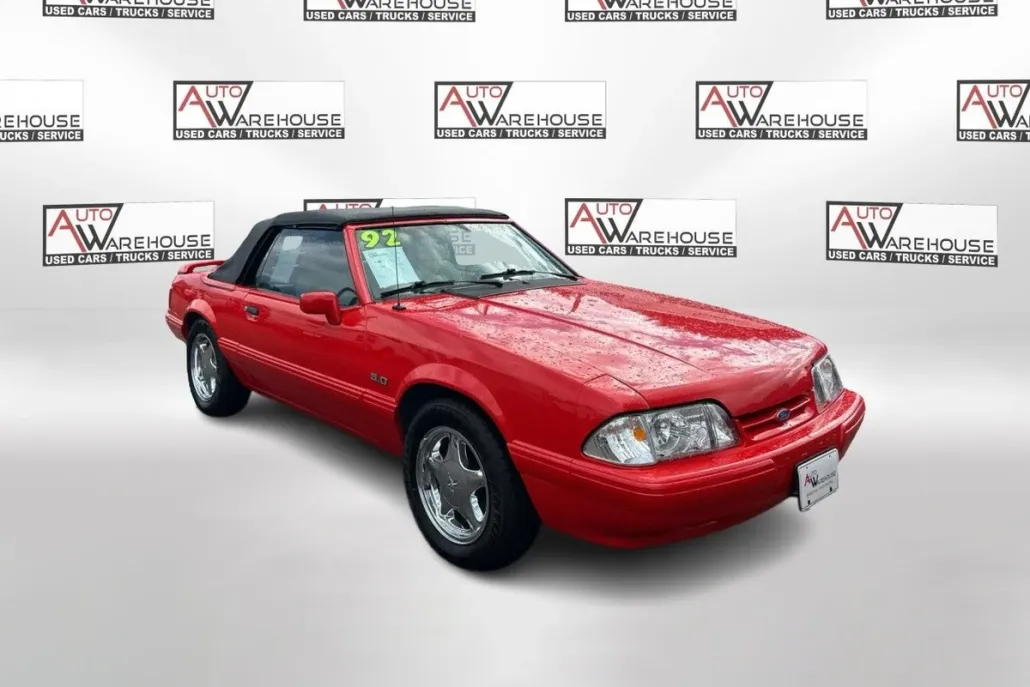 1992 Ford Mustang LX photo 1