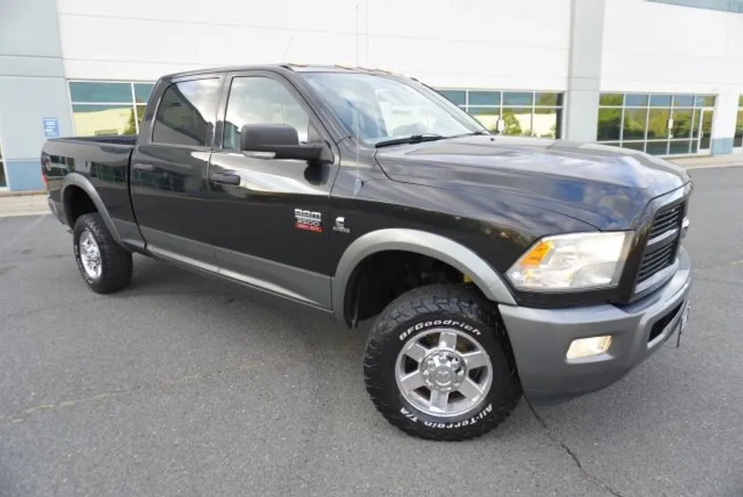 2011 Ram 2500 SLT photo 1
