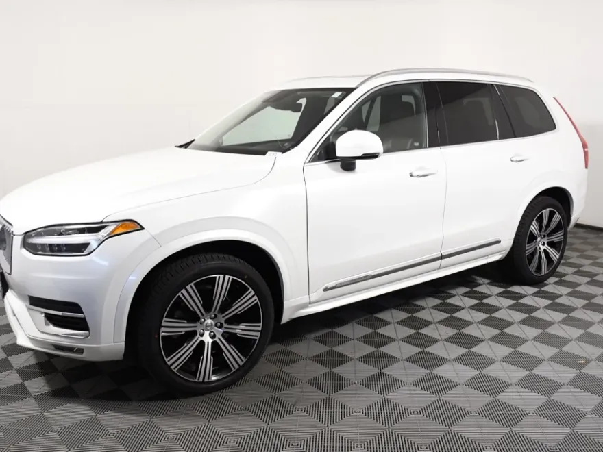 2020 Volvo XC90 T6 Inscription photo 1