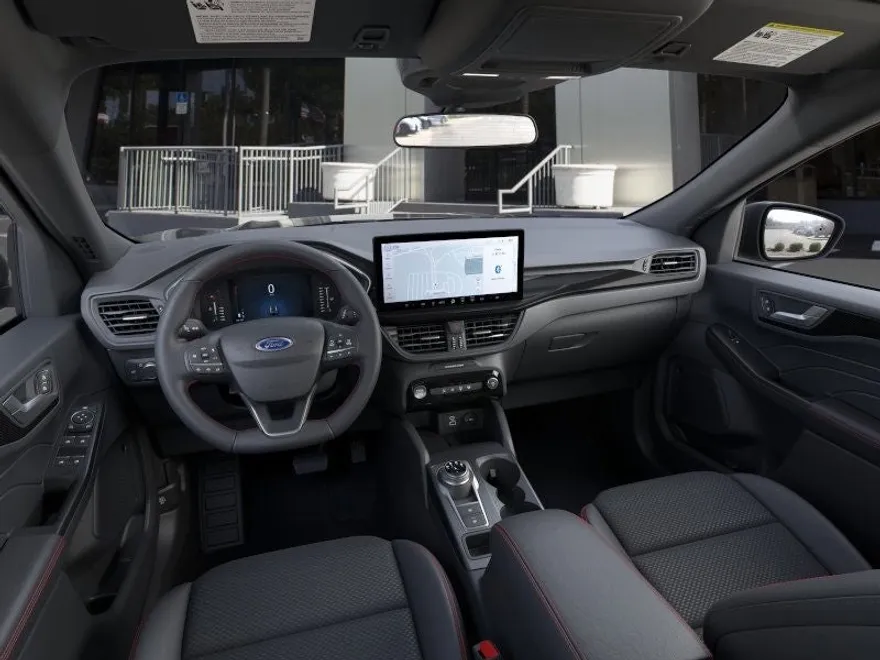 2025 Ford Escape ST-Line photo 8