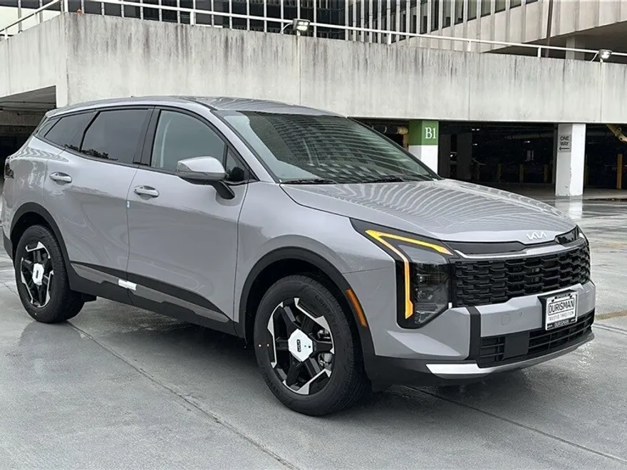 2026 Kia Sportage Hybrid S photo 1