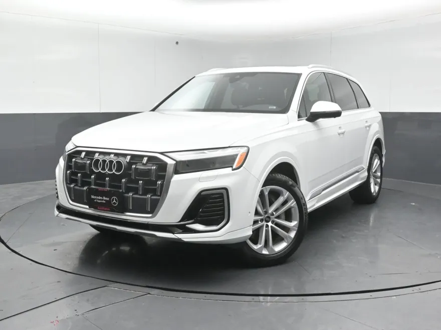 2025 Audi Q7 55 Premium photo 1
