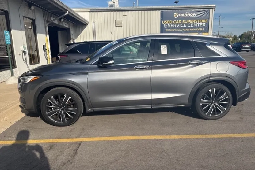 2021 Infiniti QX50 Luxe photo 1