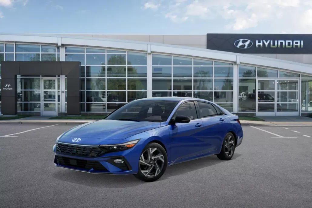 2025 Hyundai Elantra SEL Sport photo 1