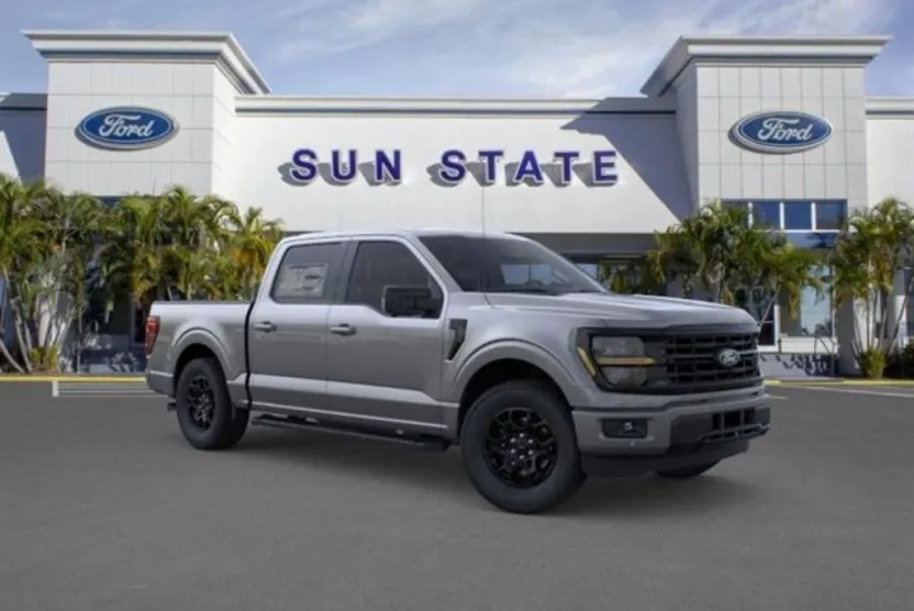 2025 Ford F-150 XLT photo 1