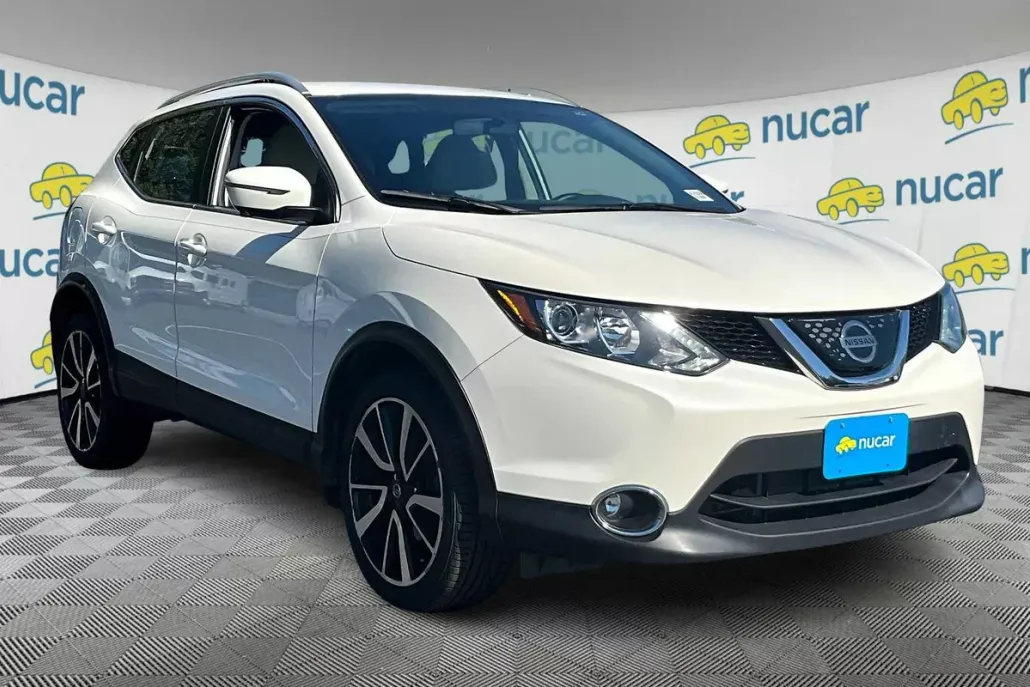 2018 Nissan Rogue Sport SL photo 1