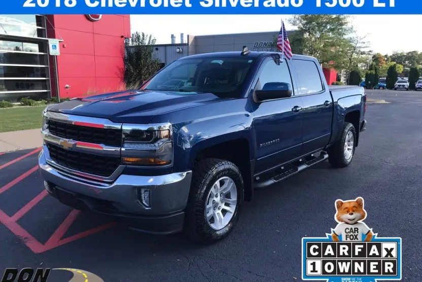 2018 Chevrolet Silverado 1500 LT photo 1