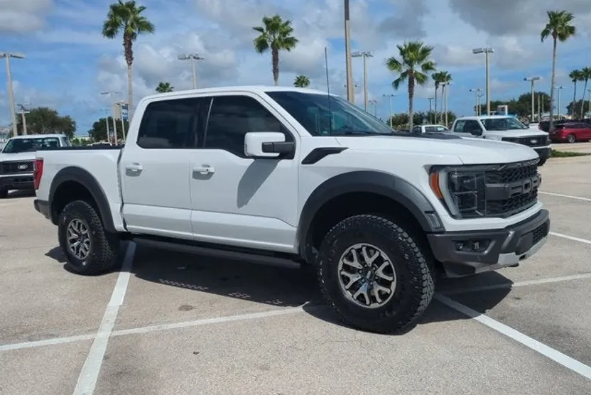 2022 Ford F-150 Raptor photo 1