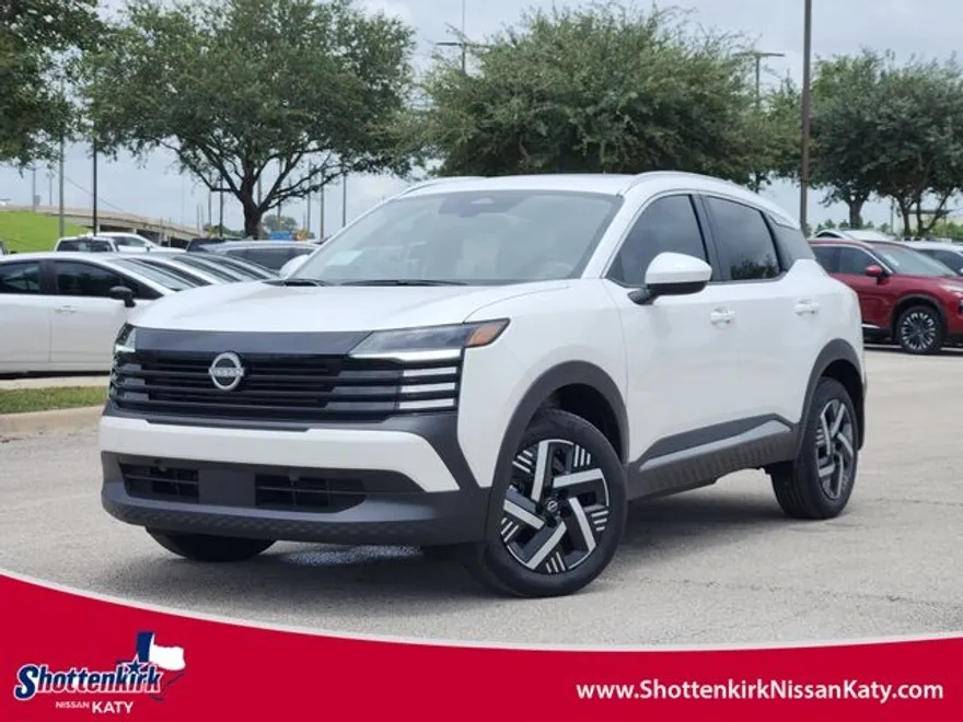 2025 Nissan Kicks SV photo 1