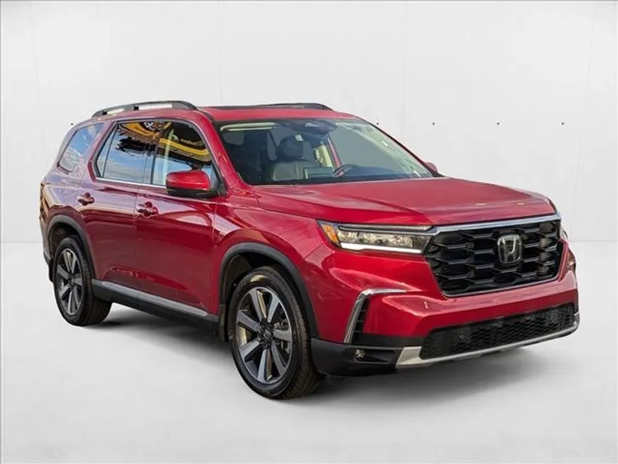 2024 Honda Pilot Touring Sport photo 1