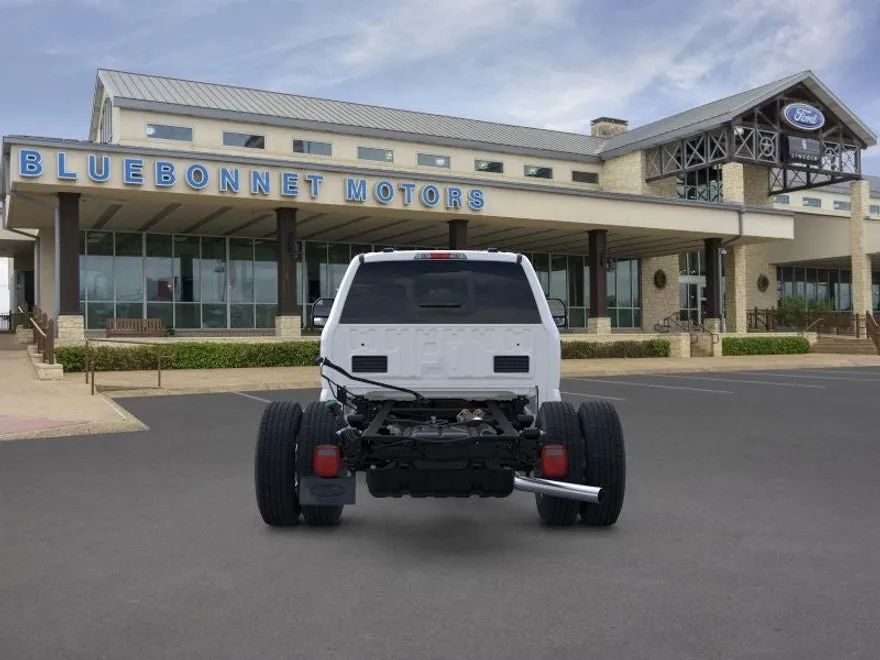 2025 Ford F-350 XL photo 1