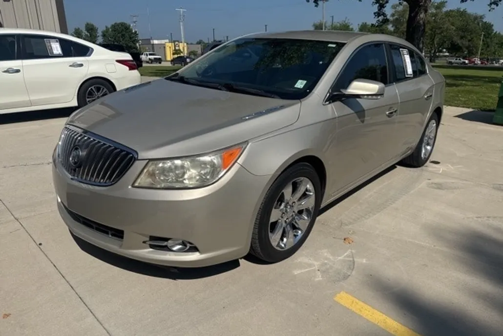 2013 Buick LaCrosse Leather photo 1