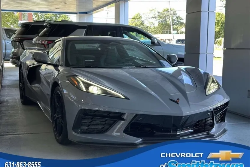 2024 Chevrolet Corvette Stingray 2LT photo 1