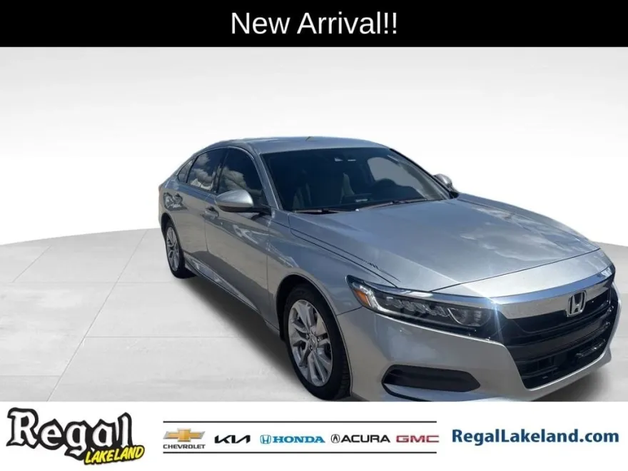 2019 Honda Accord LX 1.5T photo 1