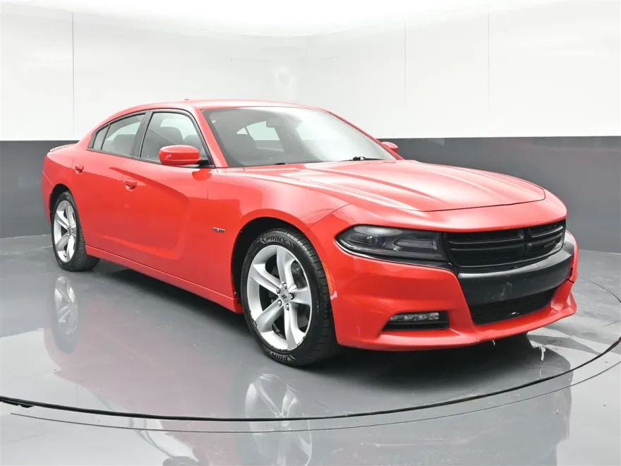 2018 Dodge Charger R/T photo 1