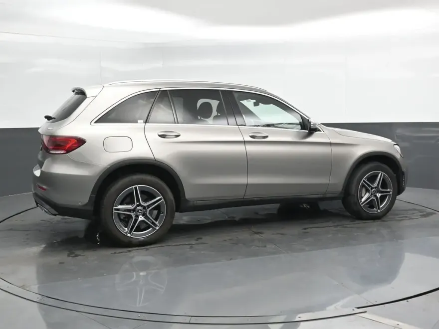 2022 Mercedes Benz GLC 300 4MATIC photo 1