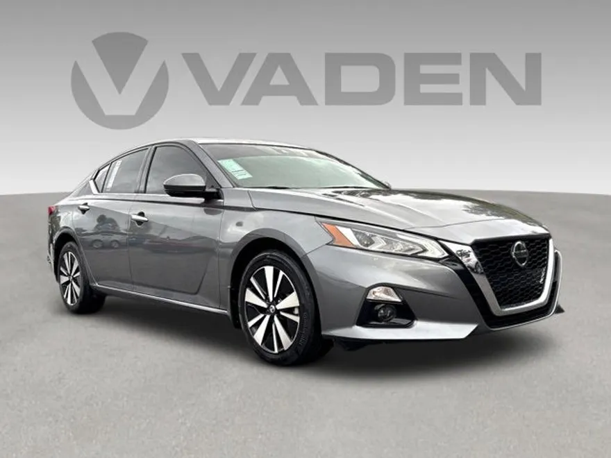 2022 Nissan Altima 2.5 SL photo 1