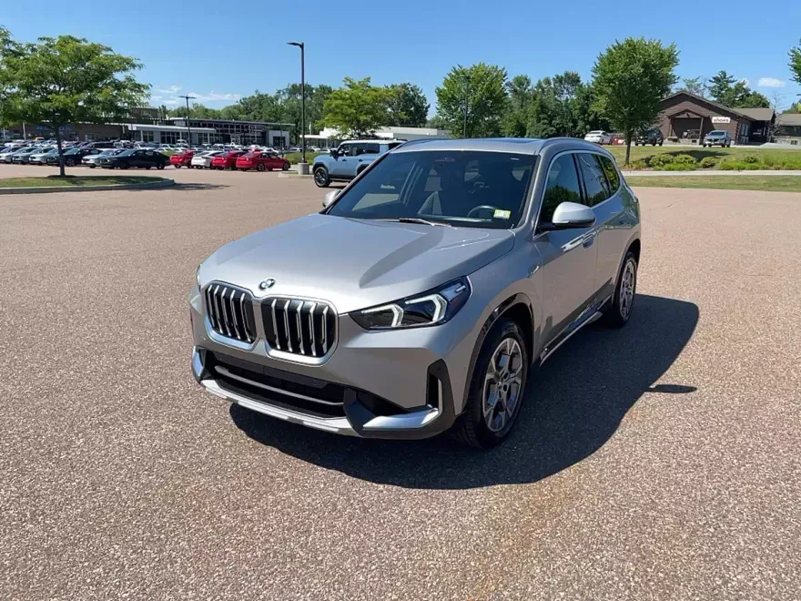 2023 Bmw X1 XDrive28i photo 1