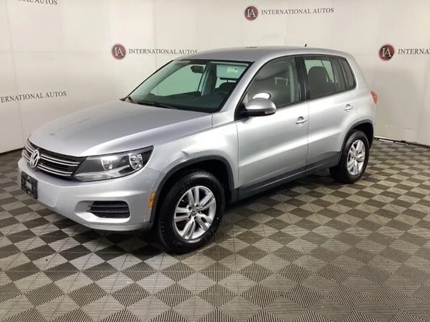 2014 Volkswagen Tiguan S photo 1