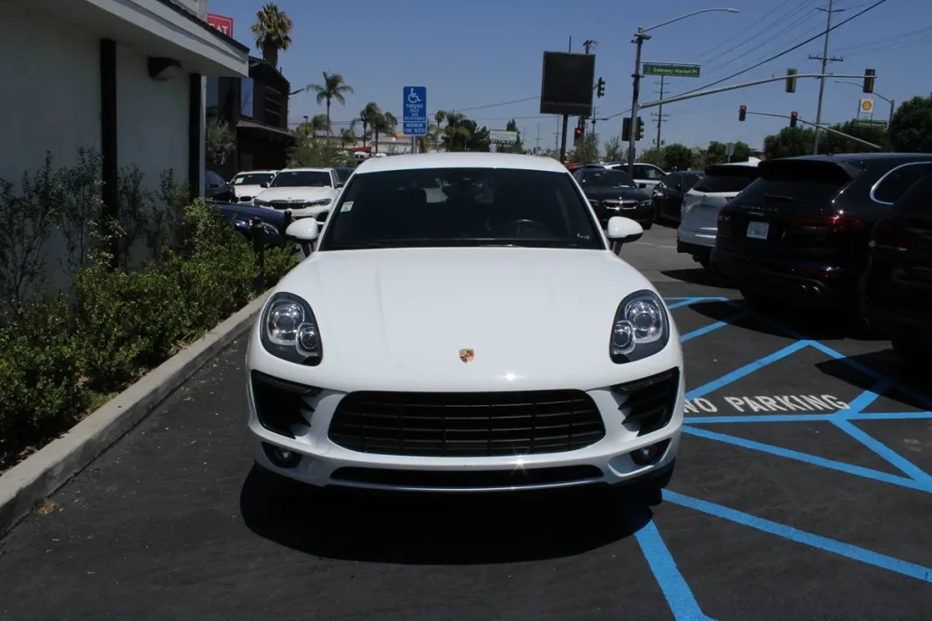 2018 Porsche Macan S photo 1