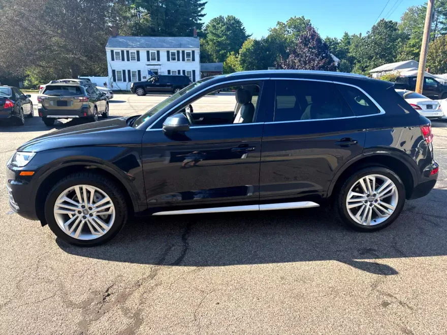 2018 Audi Q5 2.0T Premium Plus photo 1
