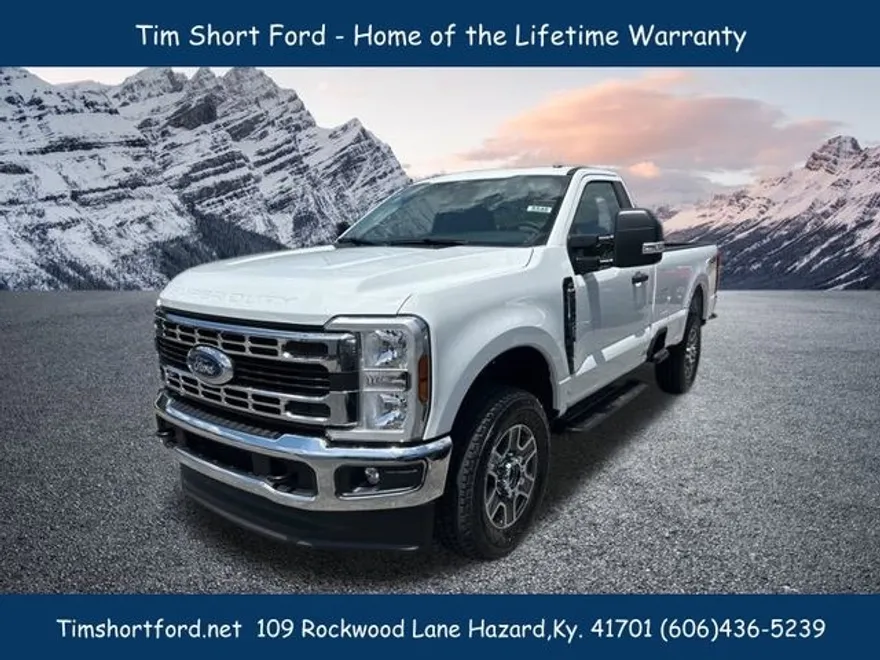 2025 Ford F-250 XLT photo 1