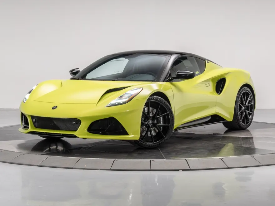2025 Lotus Emira Base photo 1