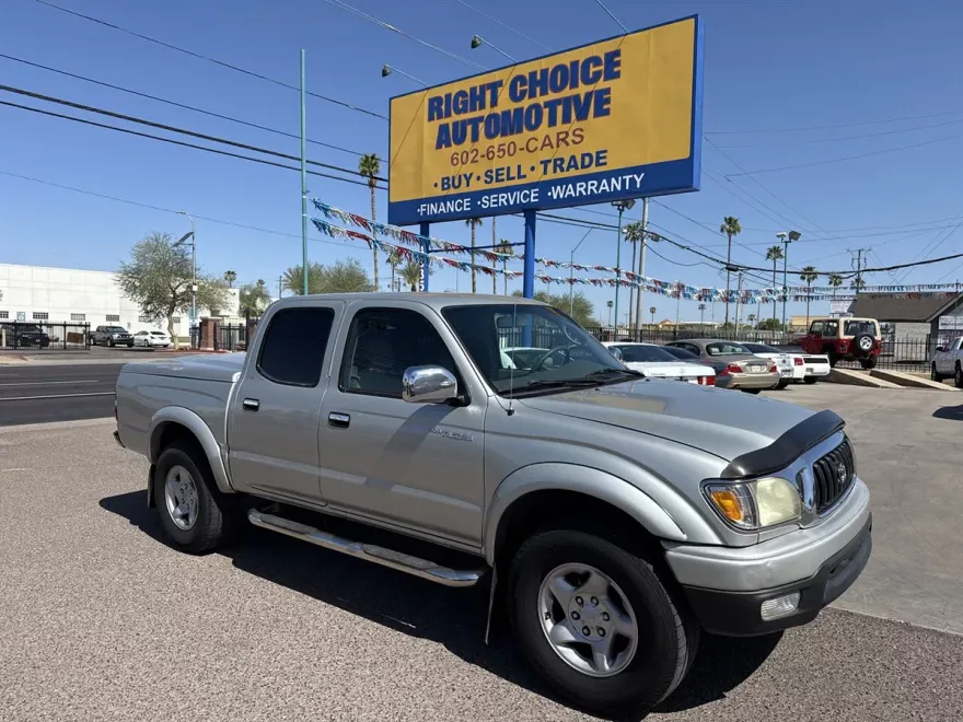 2004 Toyota Tacoma PreRunner V6 Double Cab photo 1