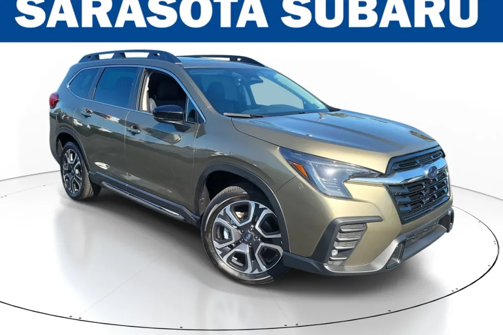 2025 Subaru Ascent Limited photo 1