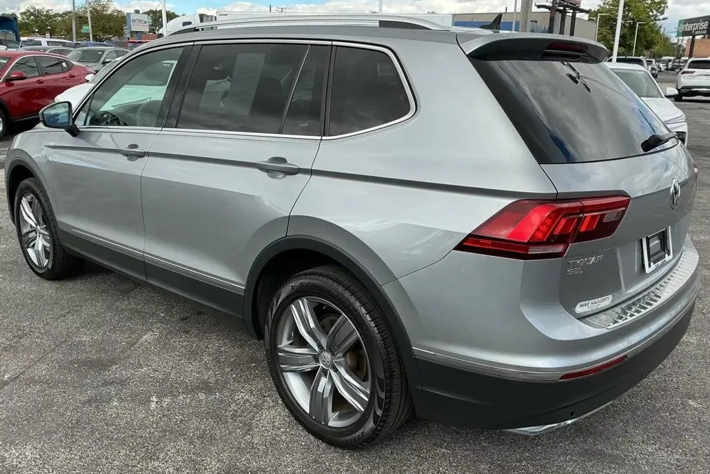2020 Volkswagen Tiguan SEL photo 1