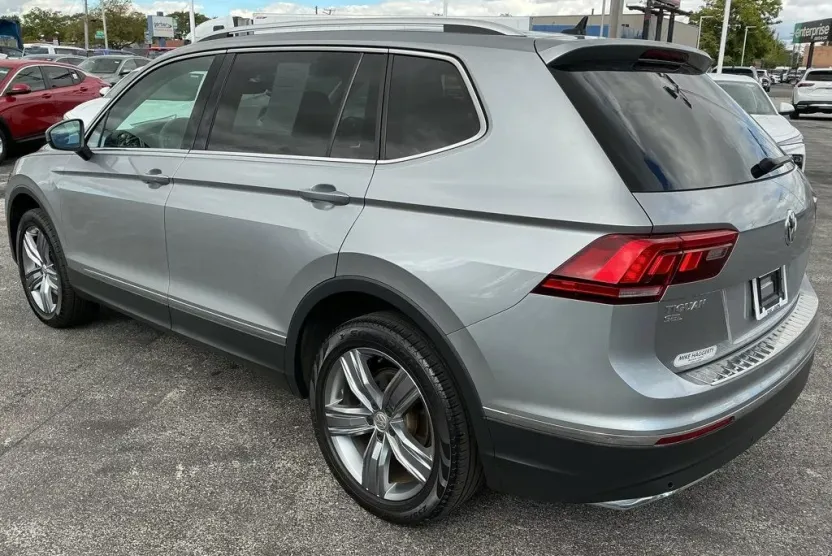 2020 Volkswagen Tiguan SEL photo 1
