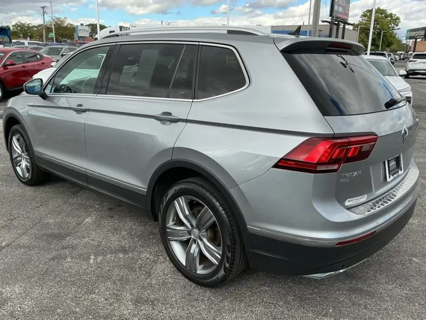 2020 Volkswagen Tiguan SEL photo 1