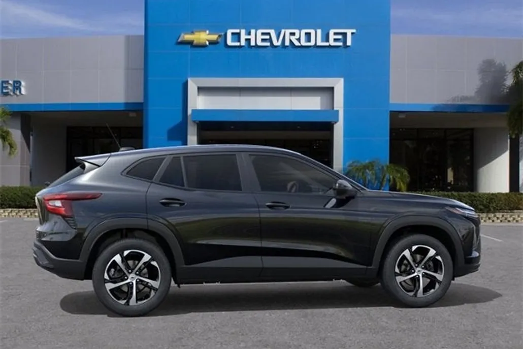 2025 Chevrolet Trax photo 1