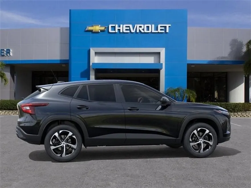 2025 Chevrolet Trax photo 1