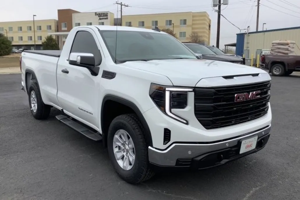 2025 Gmc Sierra 1500 Pro photo 1