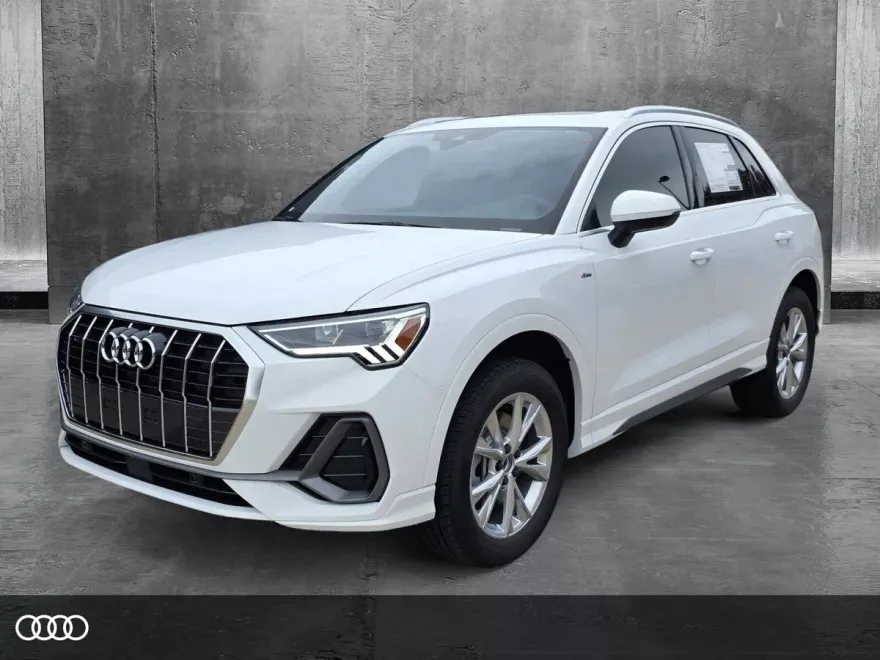 2025 Audi Q3 45 TFSI S line Premium photo 1