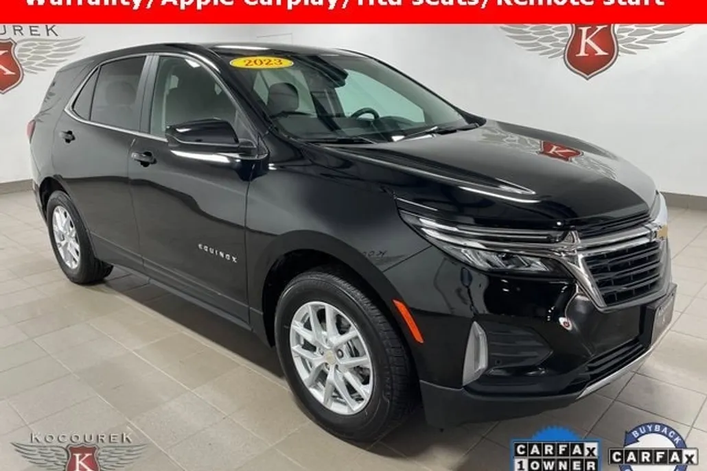 2023 Chevrolet Equinox LT photo 1