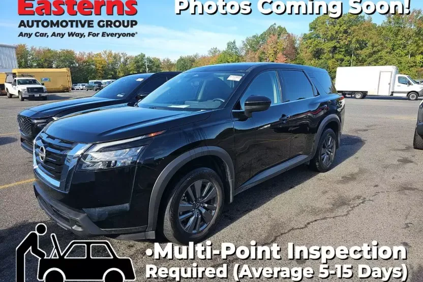 2024 Nissan Pathfinder S photo 1