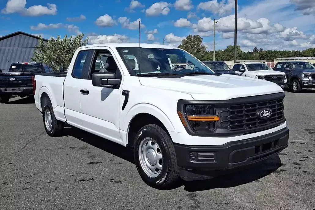 2025 Ford F-150 XL photo 1